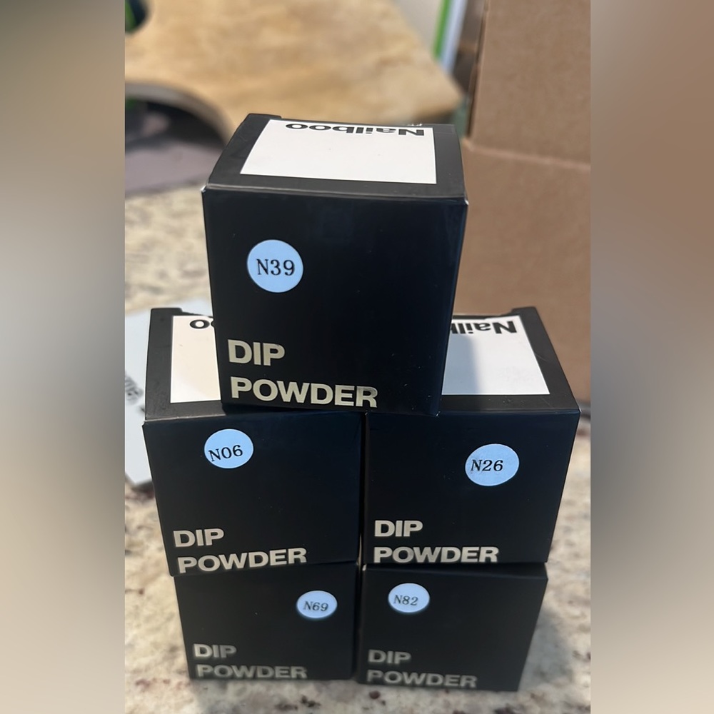 Dip Powder - Picture 2 of 7